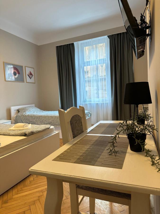 Nice 5 Apartments Сараево Экстерьер фото