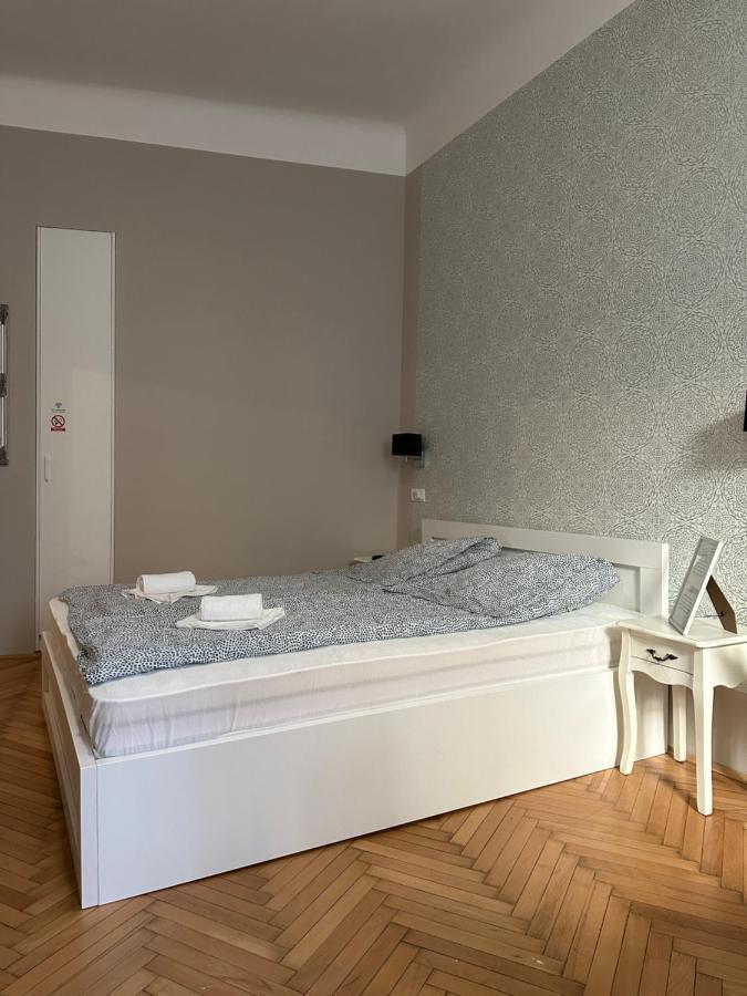 Nice 5 Apartments Сараево Экстерьер фото