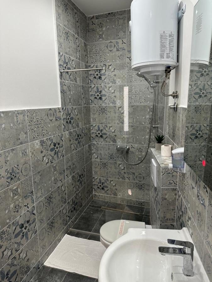 Nice 5 Apartments Сараево Экстерьер фото